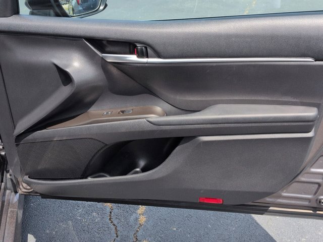 Used 2024 Toyota Camry LE FWD image 31