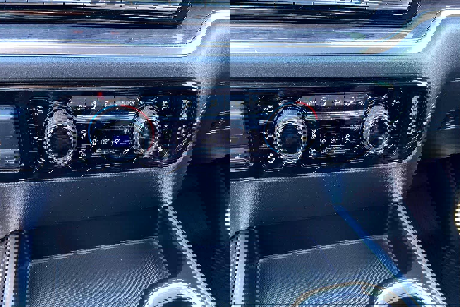 Used 2023 Chevrolet Silverado 1500 LTZ w/ LTZ Premium Texas Edition image 30