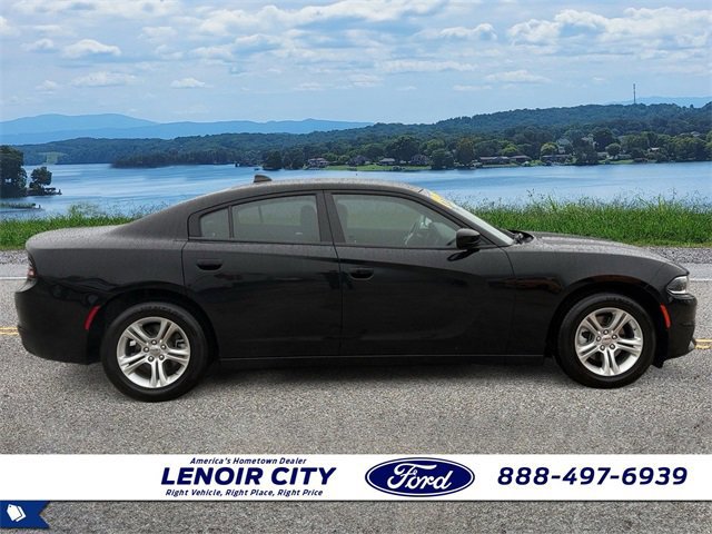 Used 2023 Dodge Charger SXT image 6