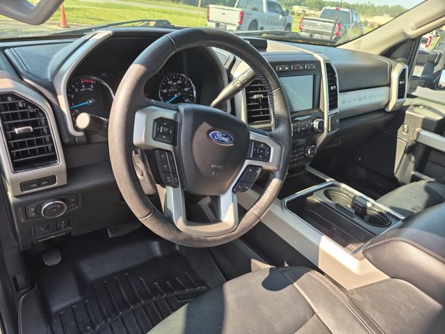 Certified 2020 Ford F250 Lariat w/ Lariat Ultimate Package AWD/4WD image 17