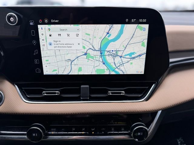 Used 2025 Chevrolet Equinox ACTIV image 18