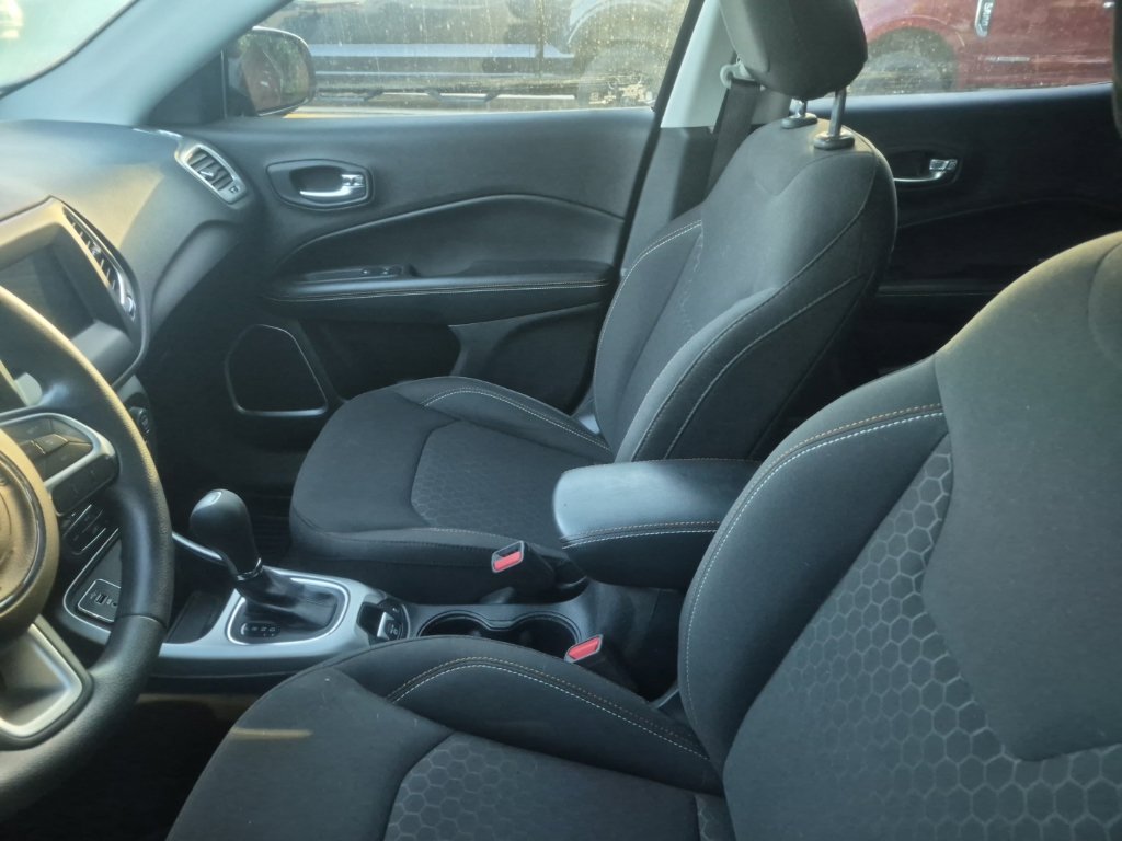 Used 2019 Jeep Compass Sport FWD image 28