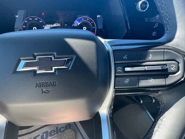 Used 2025 Chevrolet Colorado ZR2 w/ Technology Package image 30