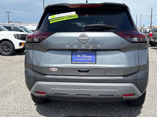 Used 2023 Nissan Rogue S AWD/4WD image 19