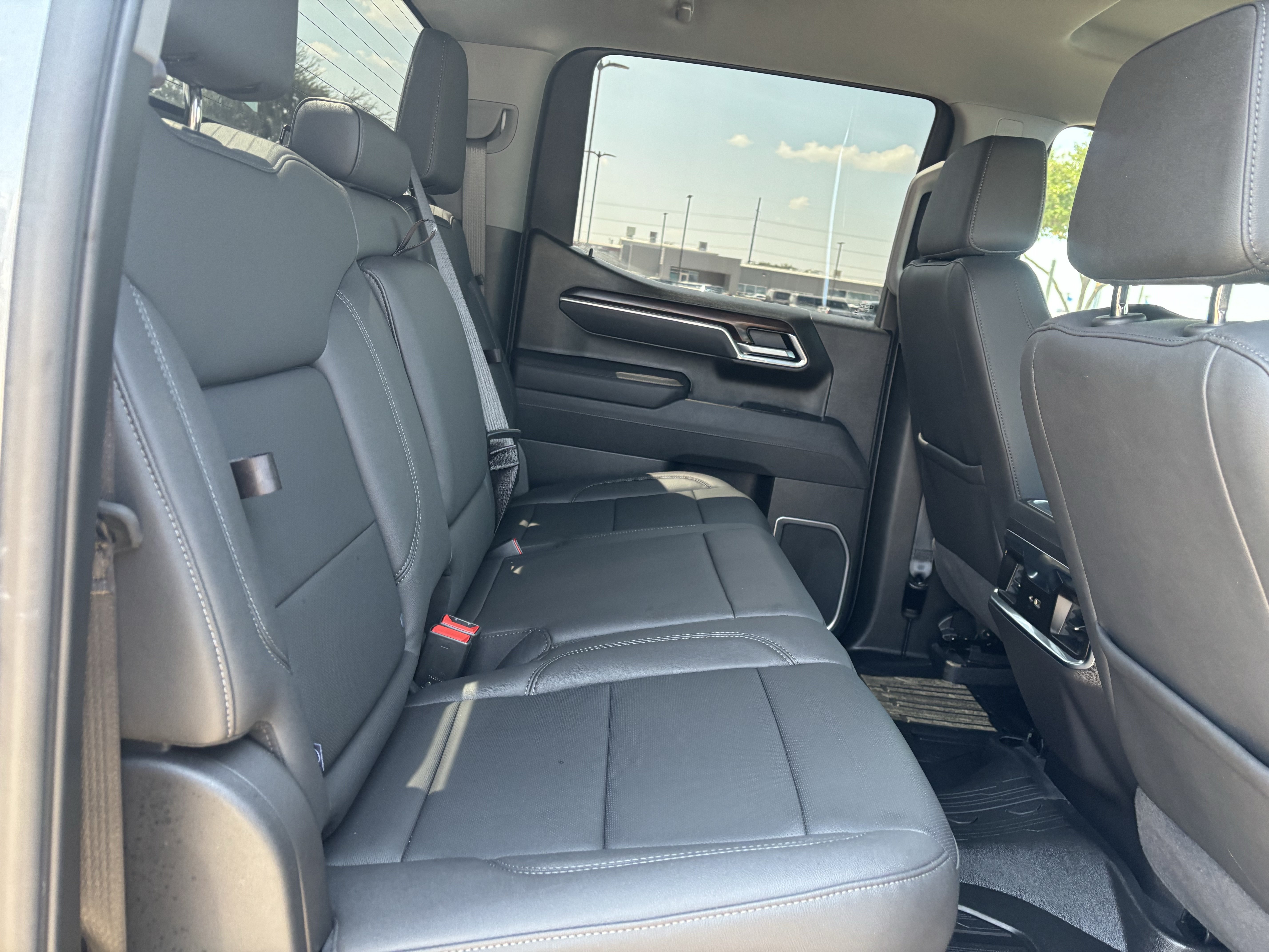 Used 2026 GMC Sierra 1500 SLT RWD image 20