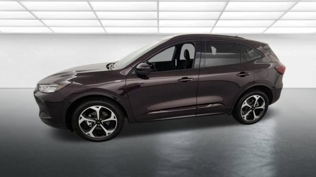 Certified 2023 Ford Escape ST-Line Select w/ Tech Pack #2 image 3