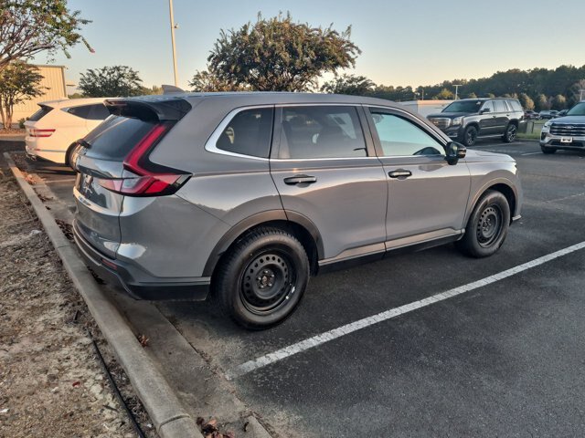 Used 2025 Honda CR-V LX image 4
