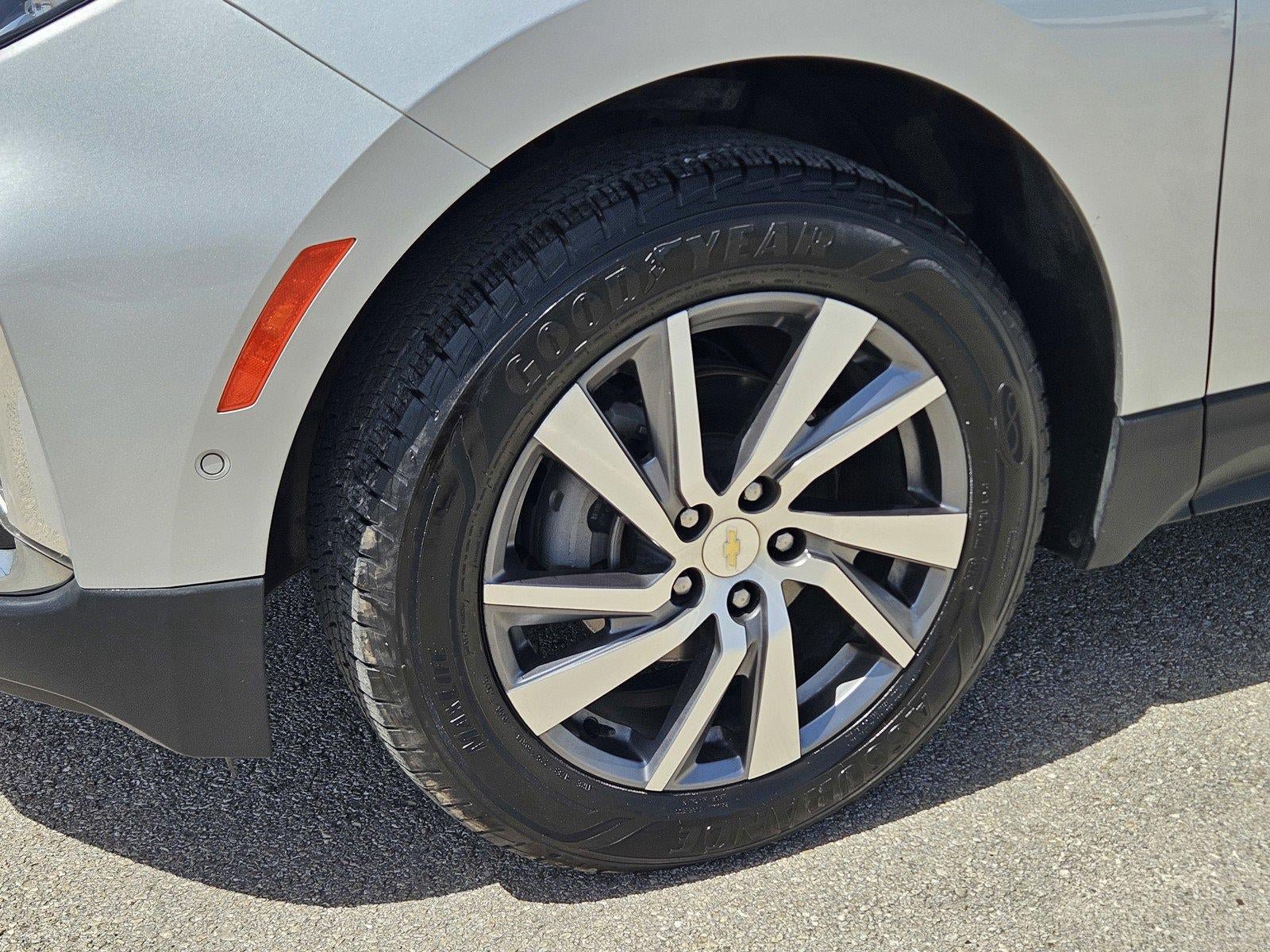 Used 2022 Chevrolet Equinox Premier AWD/4WD image 9