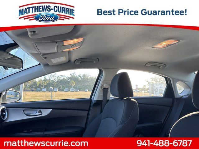 Used 2023 Kia Forte LXS image 11