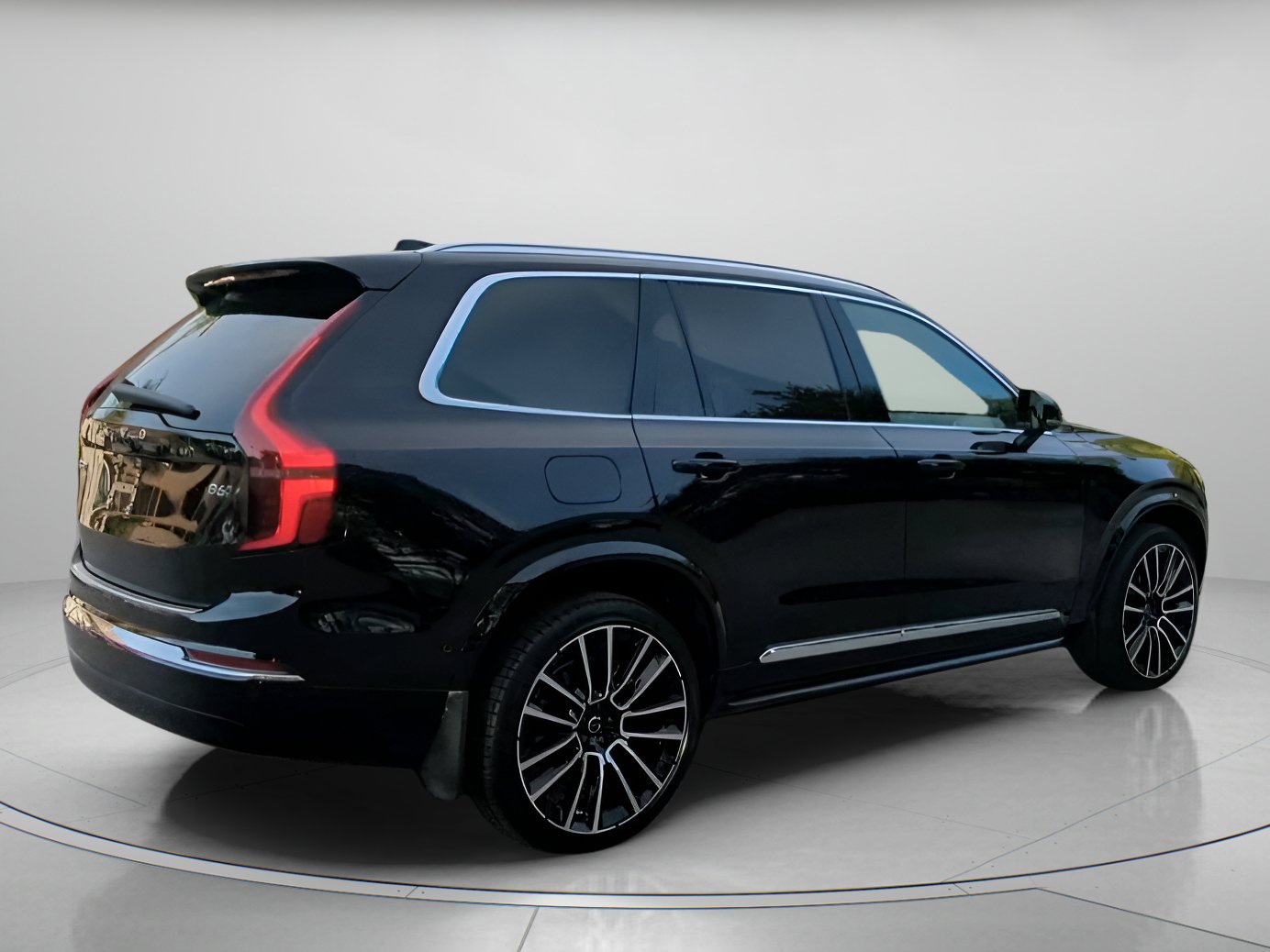 Used 2026 Volvo XC90 B6 Plus w/ Protection Package Premier AWD/4WD image 28