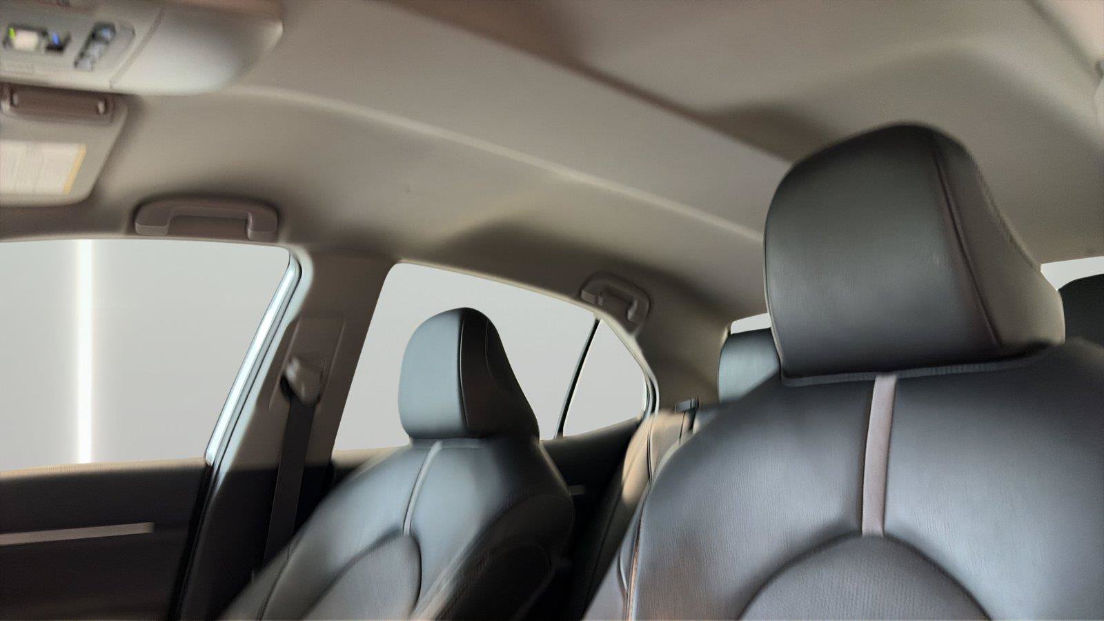 Used 2024 Toyota Camry XSE FWD image 16