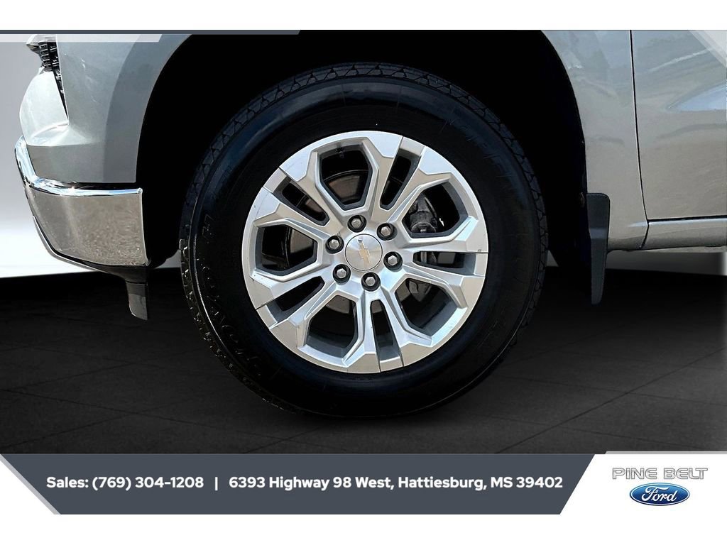 Used 2023 Chevrolet Silverado 1500 LTZ w/ Technology Package image 9