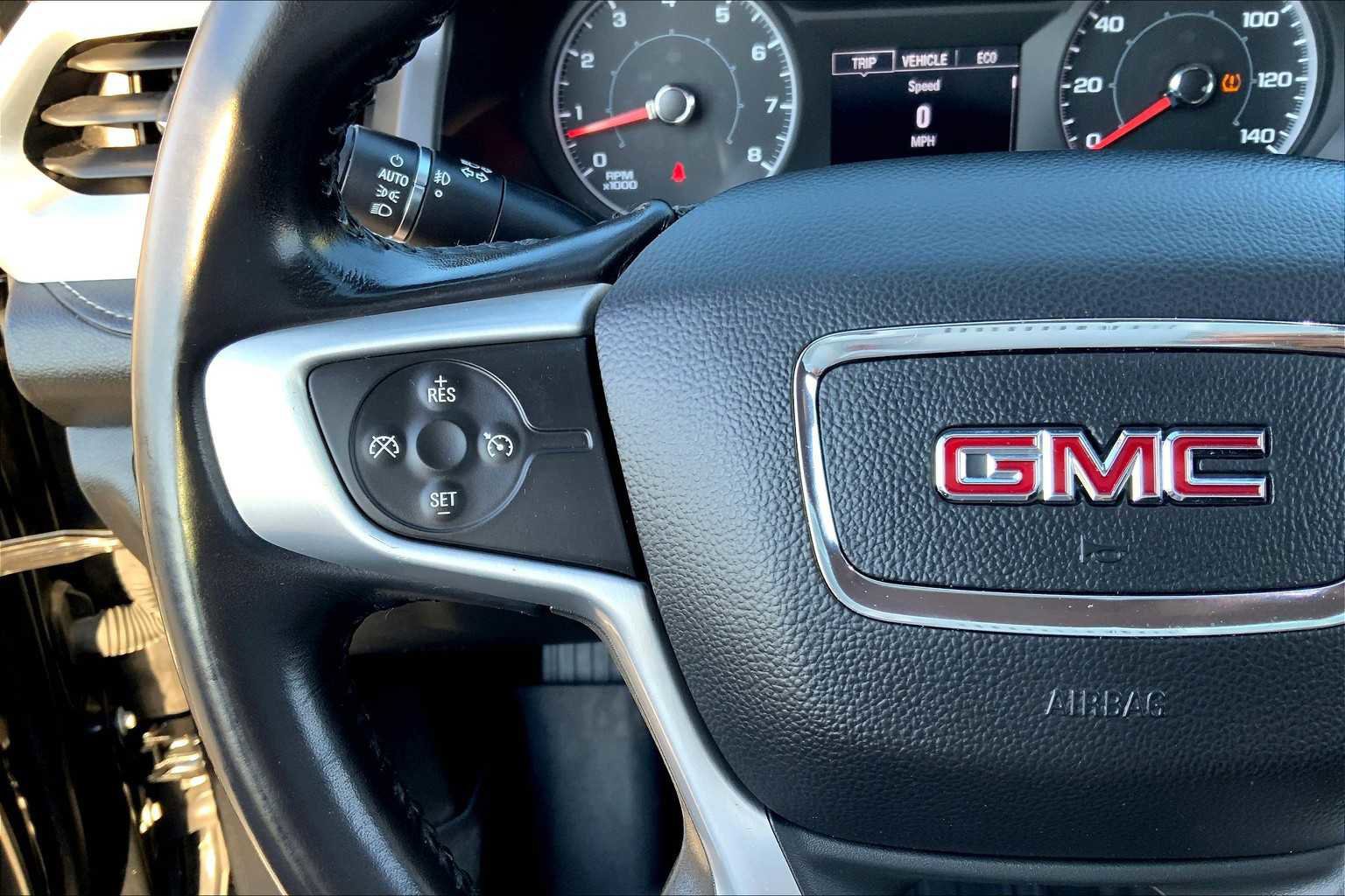 Used 2019 GMC Acadia SLE w/ Driver Alert Package I image 19