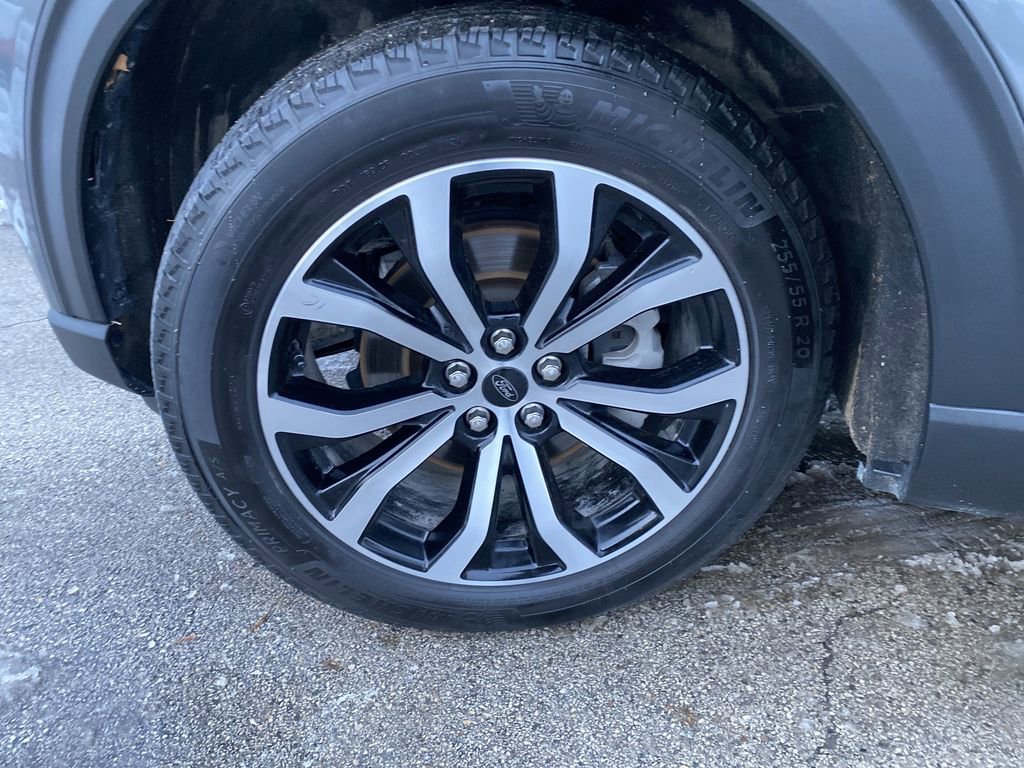 Certified 2025 Ford Explorer ST-Line image 52