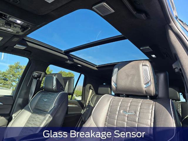 Used 2025 Cadillac Escalade Sport Platinum image 8