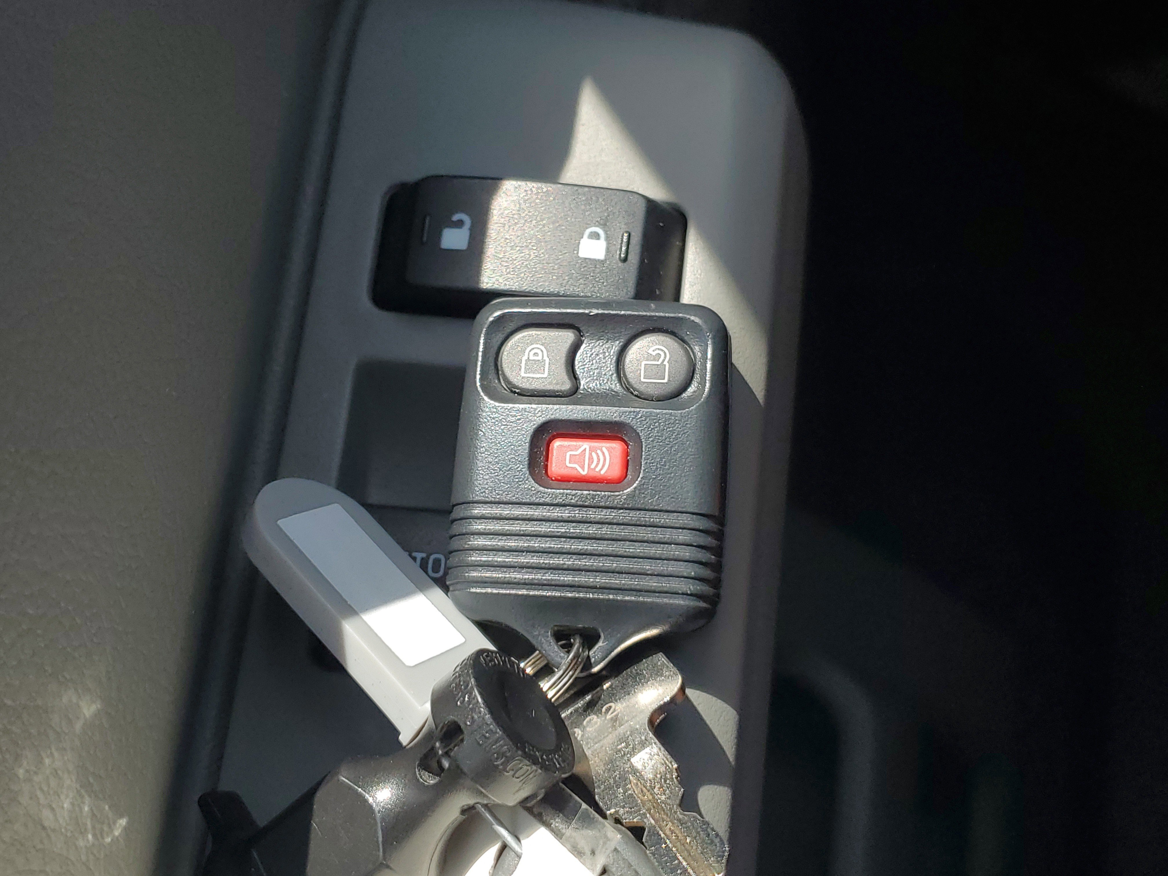 Certified 2024 Ford E-450 and Econoline 450 Super Duty w/ Driver's Safety Package image 29