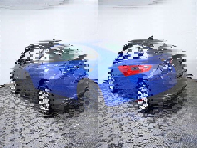 Used 2023 Chevrolet Malibu LS image 2