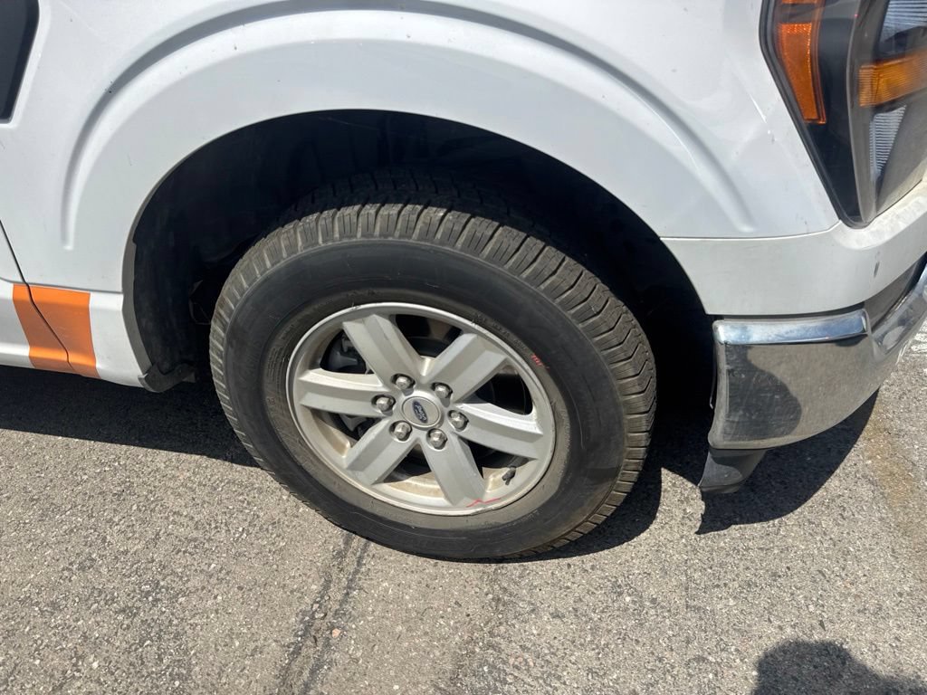 Certified 2023 Ford F150 XL w/ Trailer Tow Package RWD image 4