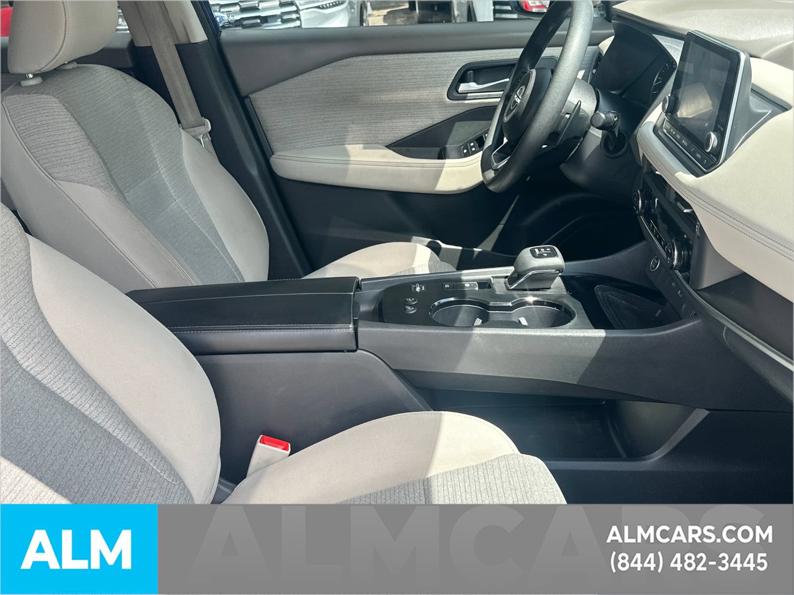 Used 2023 Nissan Rogue SV FWD image 15