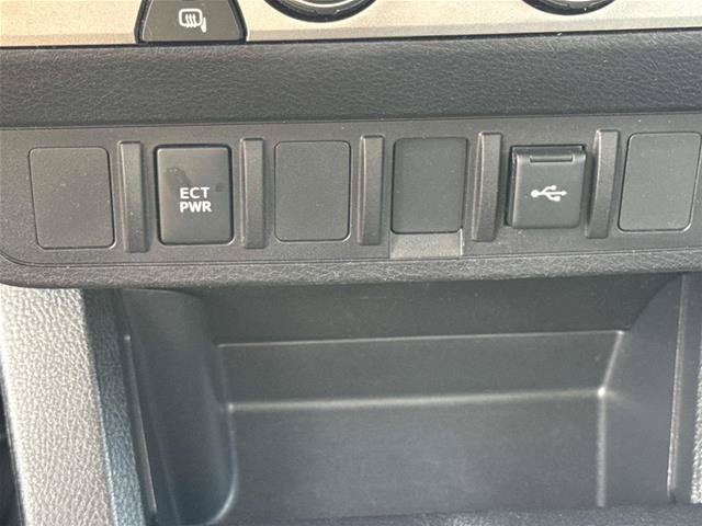 Used 2020 Toyota Tacoma SR w/ SR Convenience Package RWD image 29