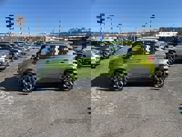 Used 2024 Hyundai Venue SEL image 5