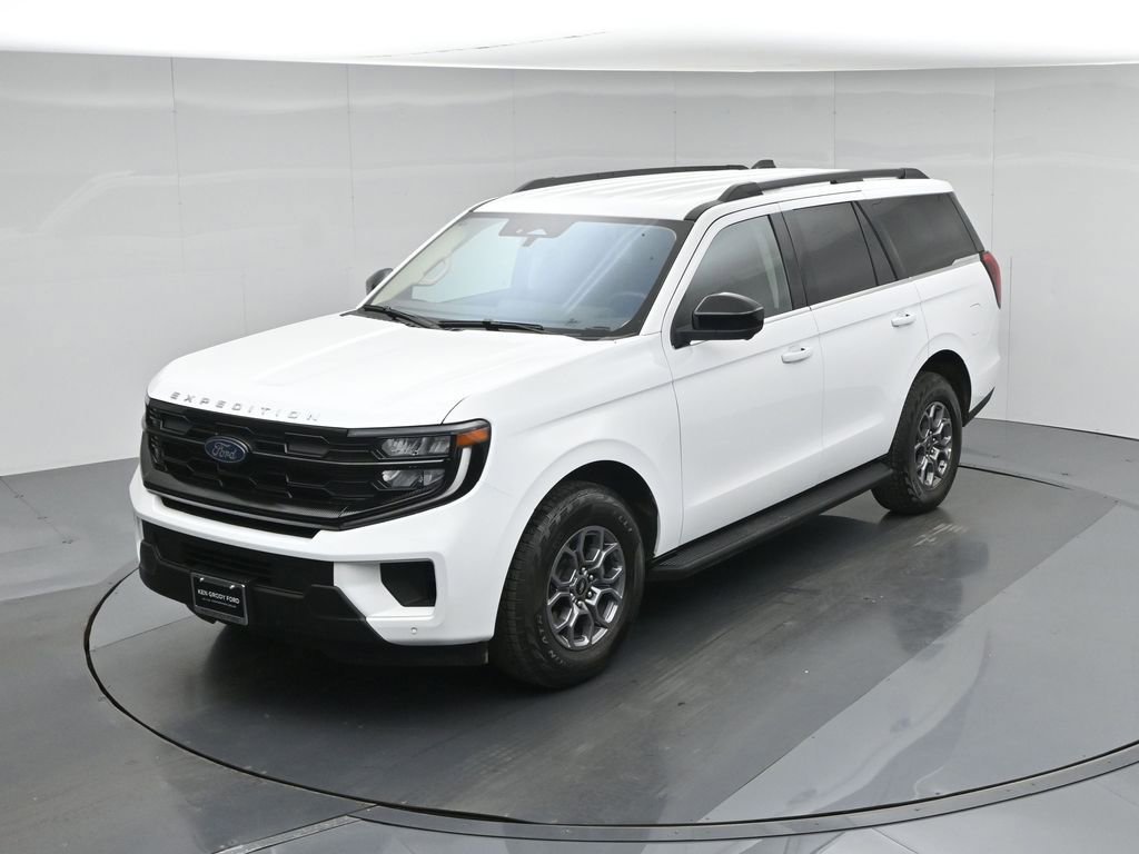 Certified 2025 Ford Expedition Active AWD/4WD image 41