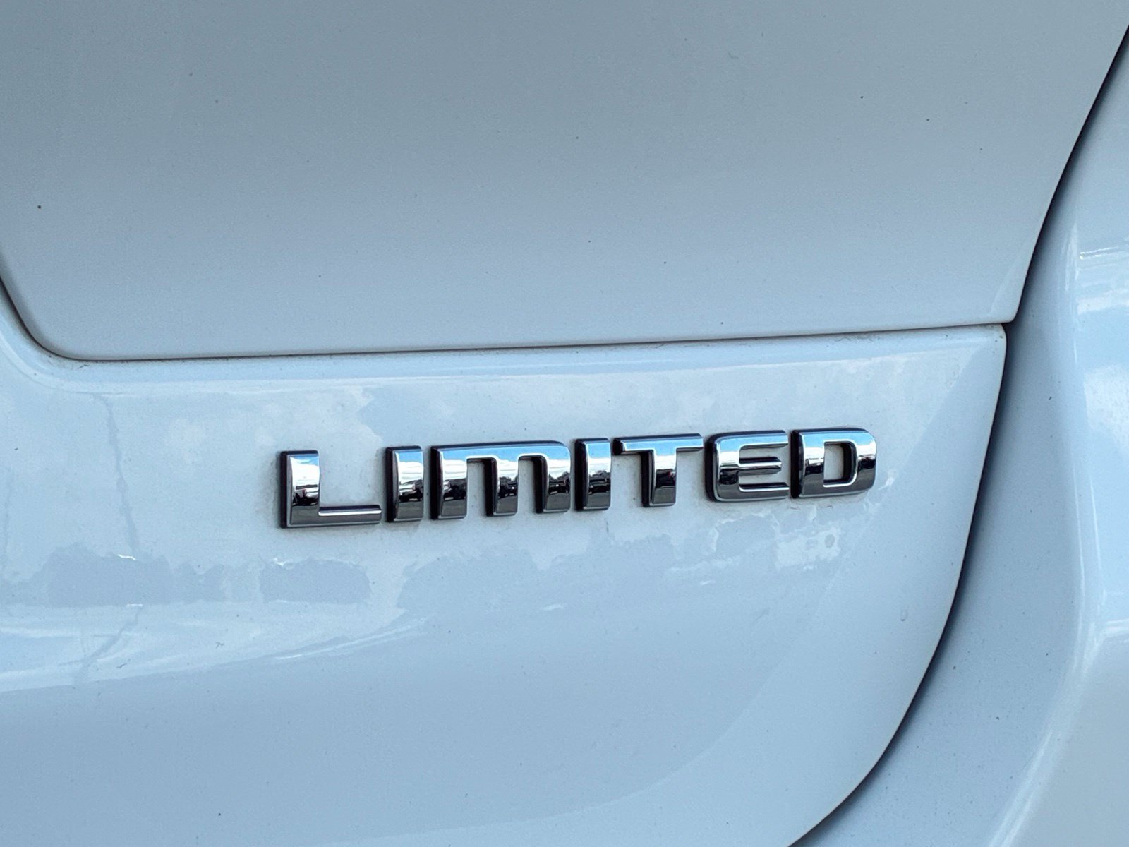 Used 2022 Jeep Grand Cherokee L Limited w/ Luxury Tech Group II RWD image 12