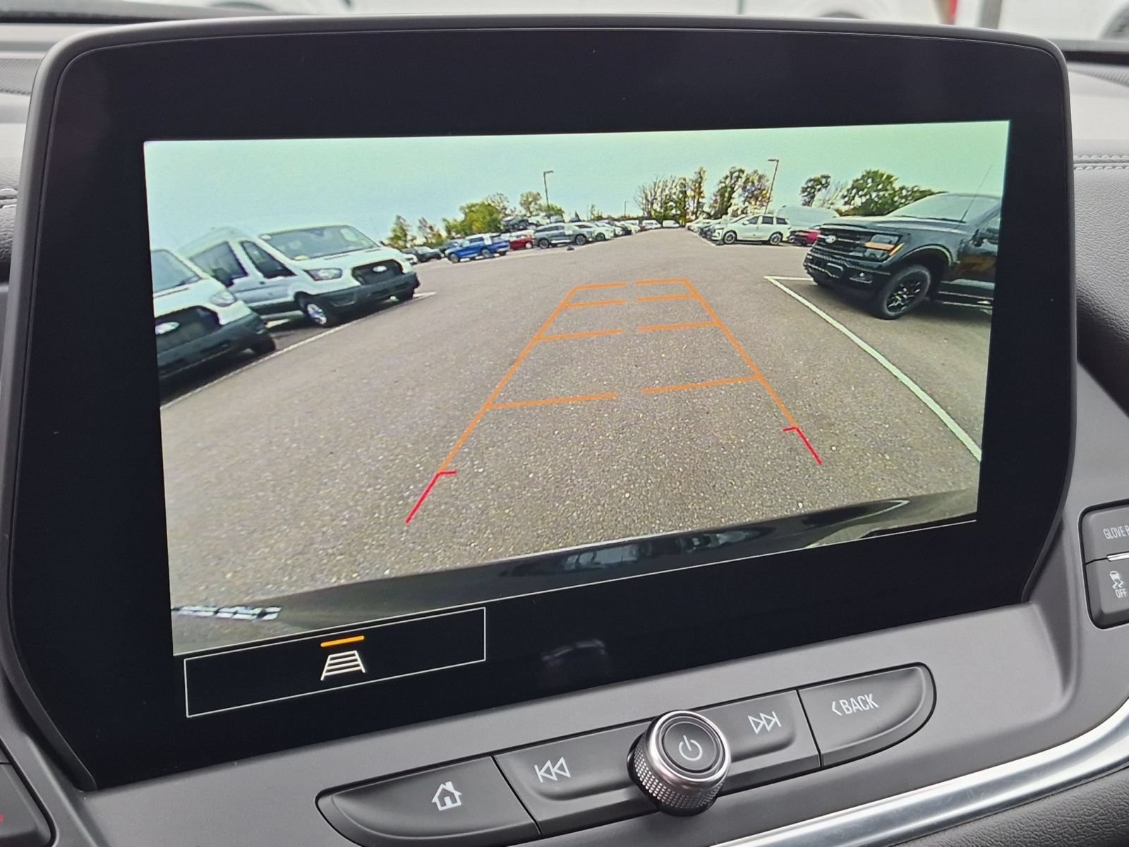 Used 2025 Chevrolet Blazer LT FWD image 25