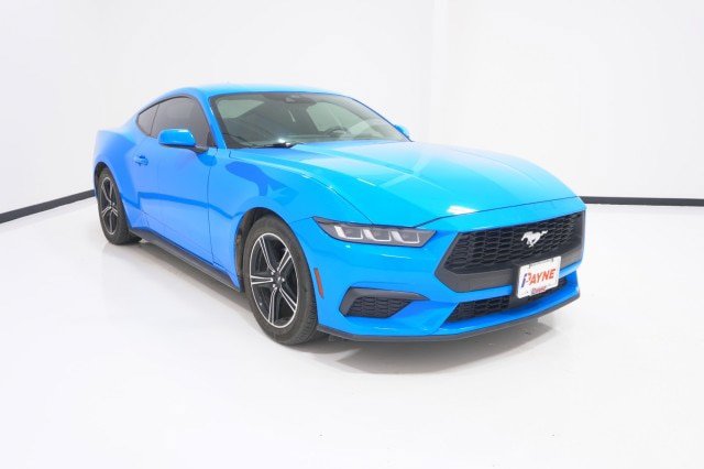 Certified 2024 Ford Mustang Coupe RWD image 3