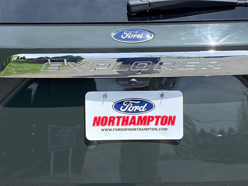 Certified 2023 Ford Explorer Limited w/ Limited Technology Package AWD/4WD image 10