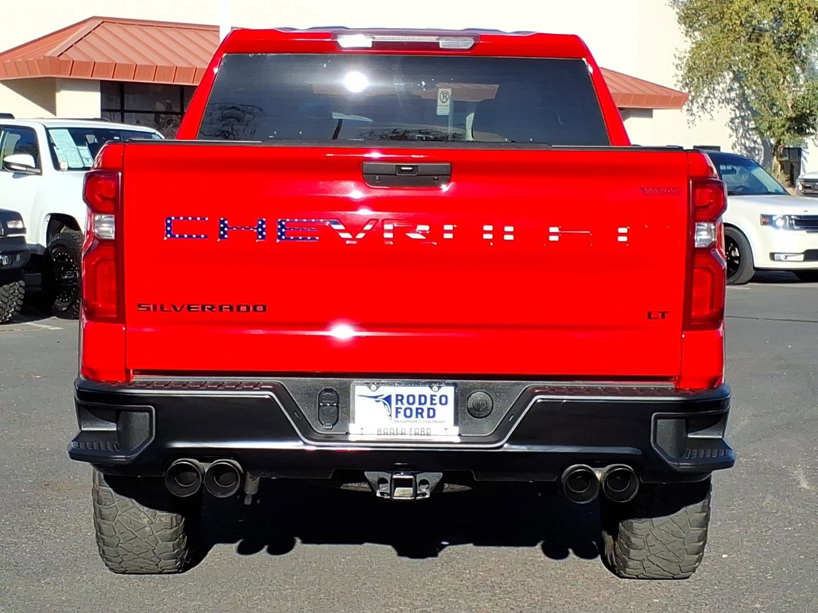 Used 2021 Chevrolet Silverado 1500 LT Trail Boss image 3