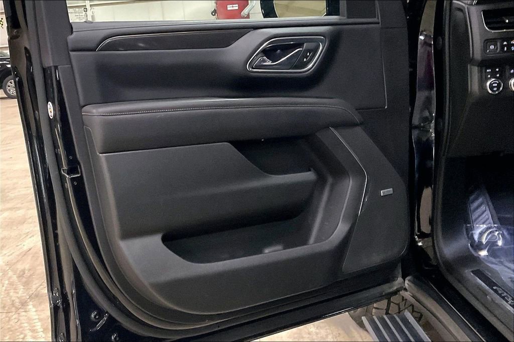Used 2021 GMC Yukon AT4 w/ AT4 Premium Plus Package AWD/4WD image 22