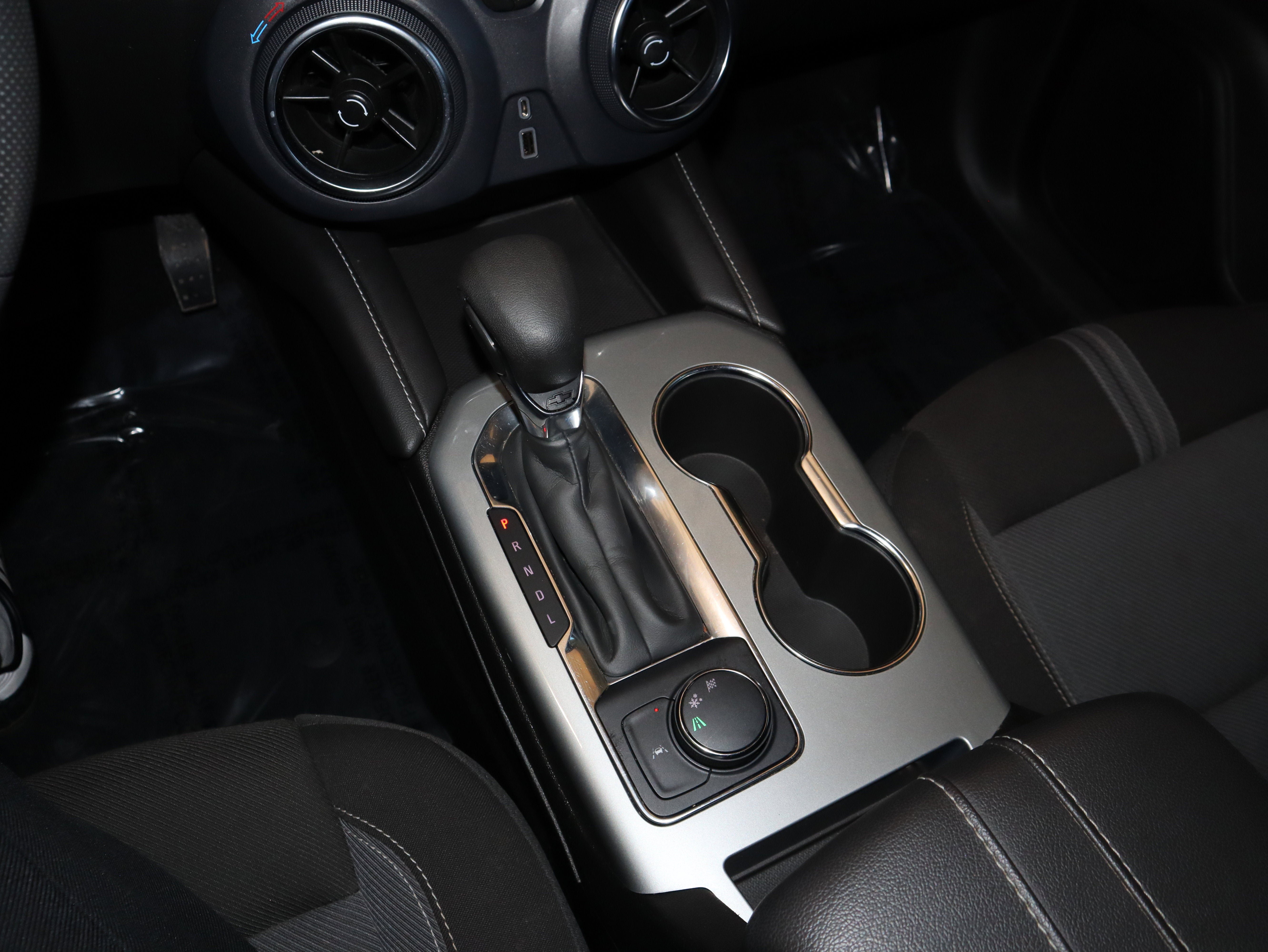 Used 2023 Chevrolet Blazer LT FWD image 30