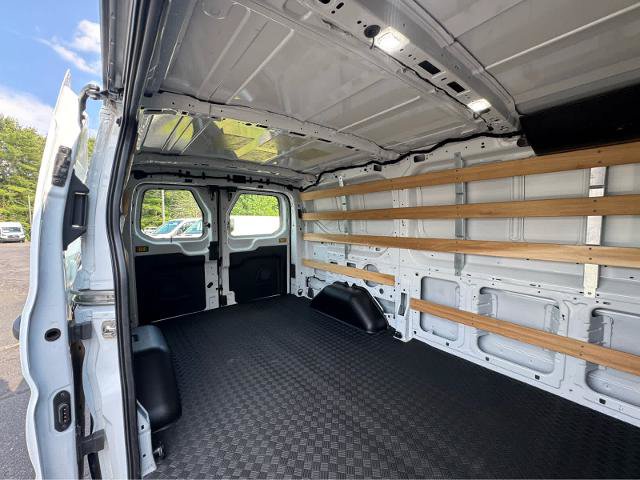Certified 2025 Ford Transit 250 Low Roof w/ Exterior Upgrade Package RWD image 9