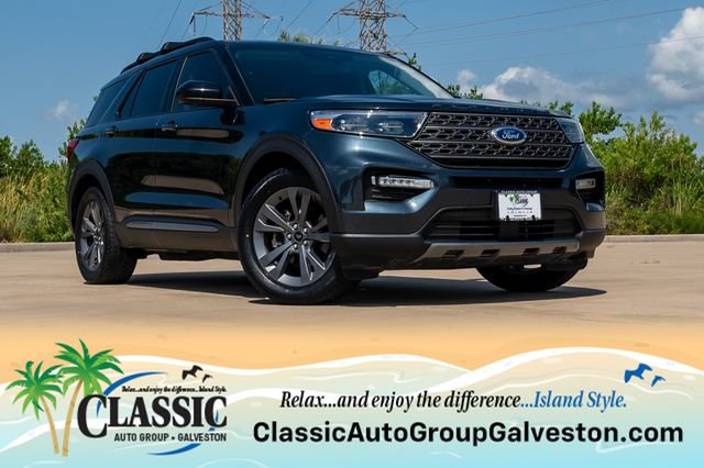 Certified 2022 Ford Explorer XLT w/ Equipment Group 202A