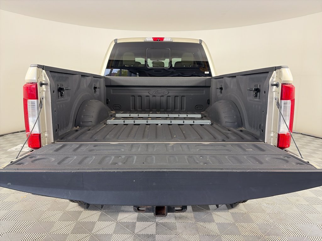 Certified 2018 Ford F250 Lariat w/ Chrome Package AWD/4WD image 26