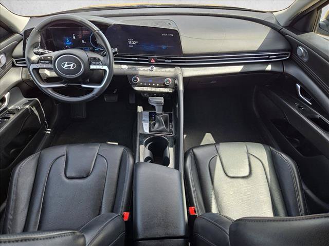 Used 2024 Hyundai Elantra Limited FWD image 17