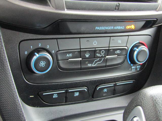 Certified 2022 Ford Transit Connect XLT FWD image 22