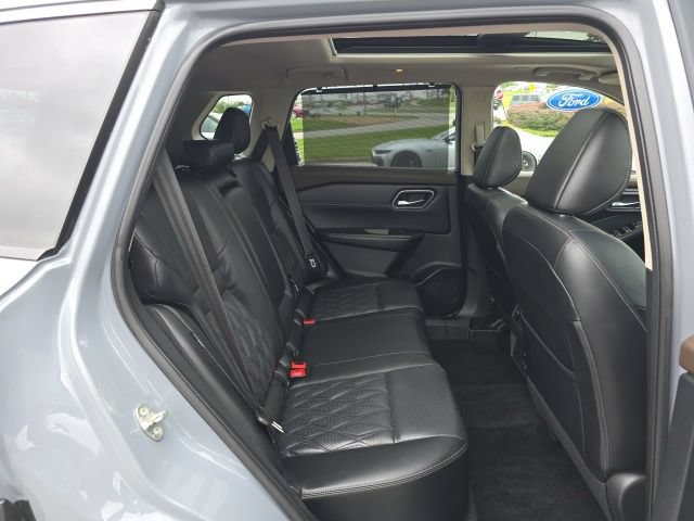 Used 2023 Nissan Rogue Platinum w/ Platinum Premium Package AWD/4WD image 19