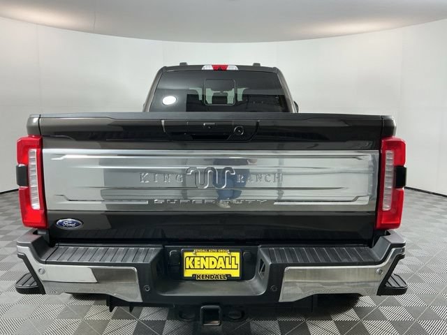 Certified 2025 Ford F450 King Ranch w/ Chrome Package AWD/4WD image 5
