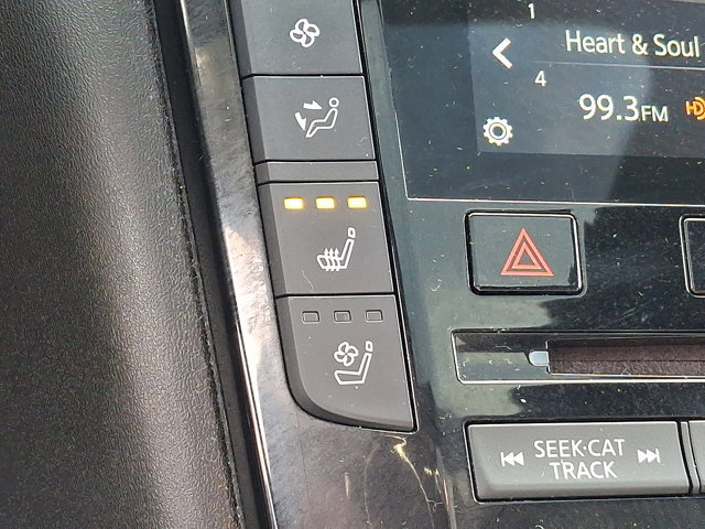 Used 2019 INFINITI QX50 Essential w/ Sensory Package image 29