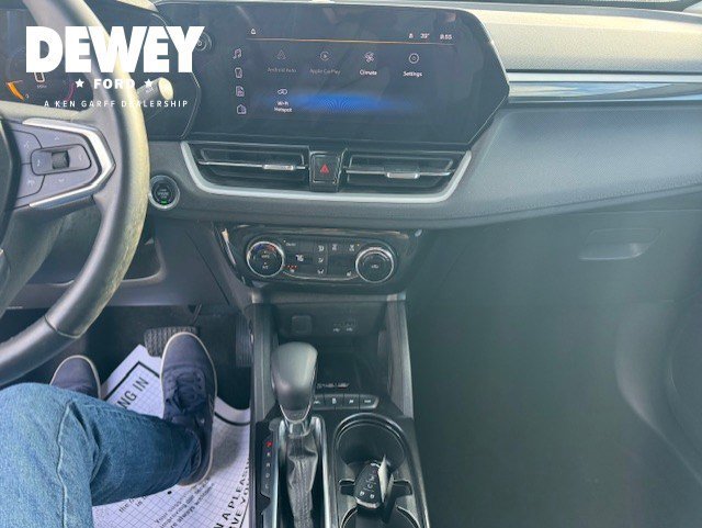 Used 2024 Chevrolet TrailBlazer LT w/ Convenience Package image 17