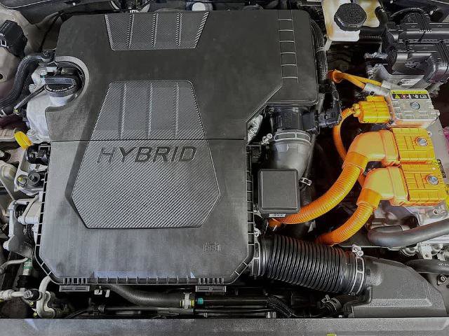Used 2024 Hyundai Elantra Blue FWD image 9