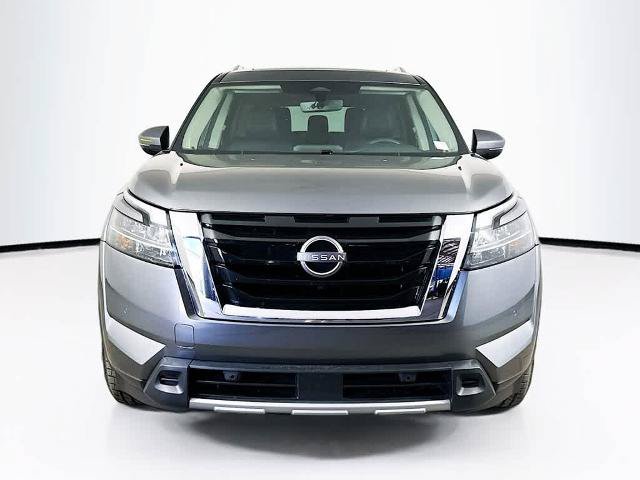 Used 2023 Nissan Pathfinder SL w/ SL Premium Package AWD/4WD image 6