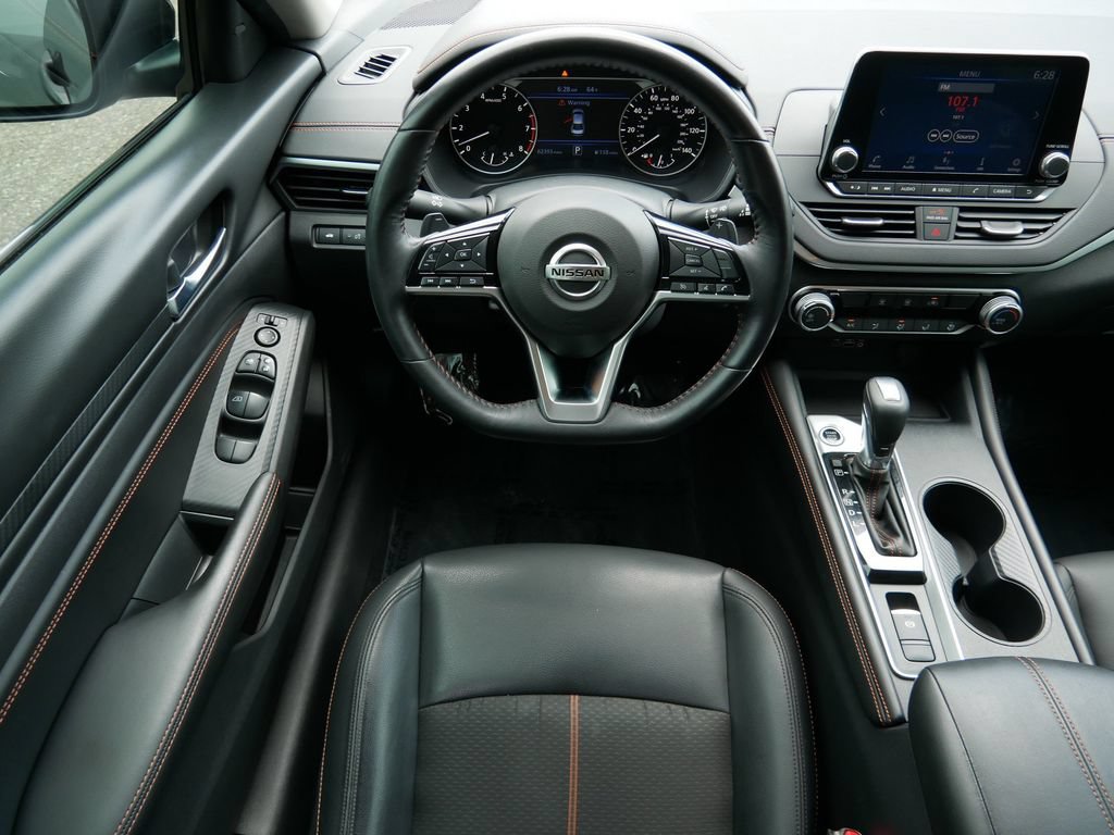 Used 2019 Nissan Altima 2.5 SR AWD/4WD image 12