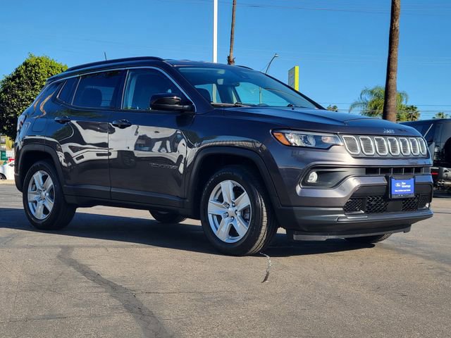 Used 2022 Jeep Compass Latitude image 6