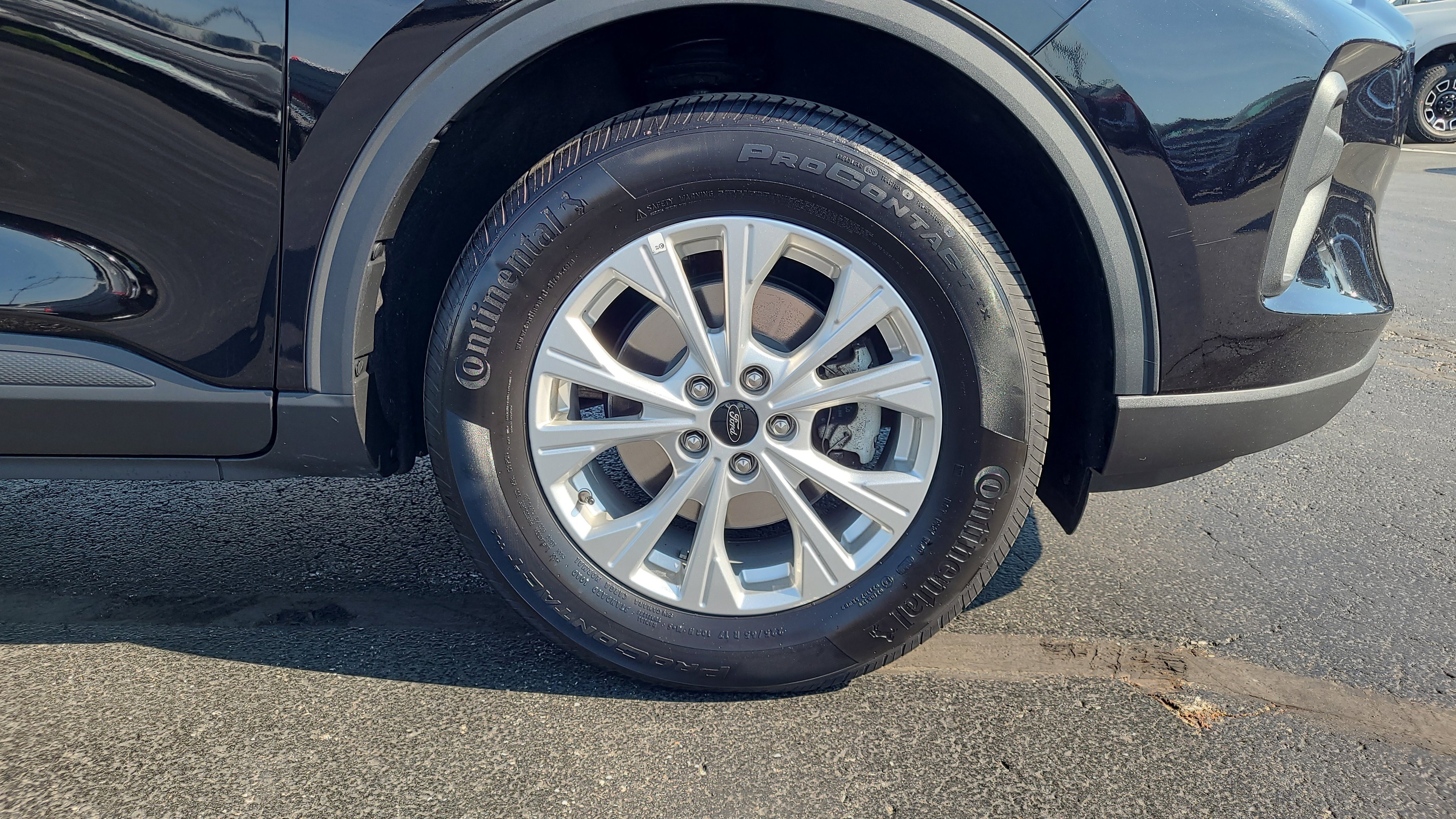 Certified 2023 Ford Escape Active AWD/4WD image 28