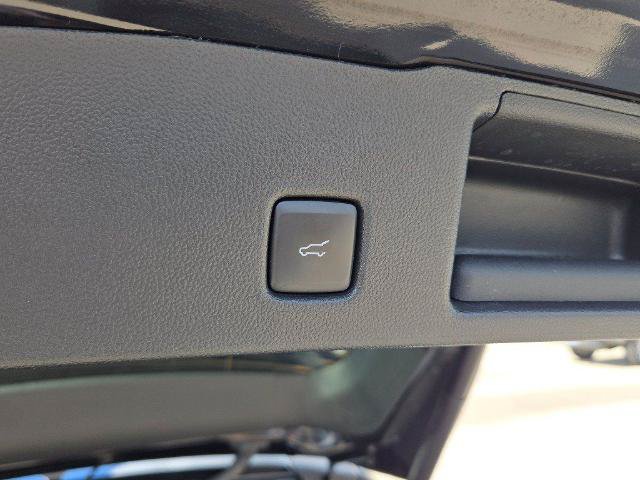 Certified 2024 Ford Escape ST-Line w/ Equipment Group 301A FWD image 17