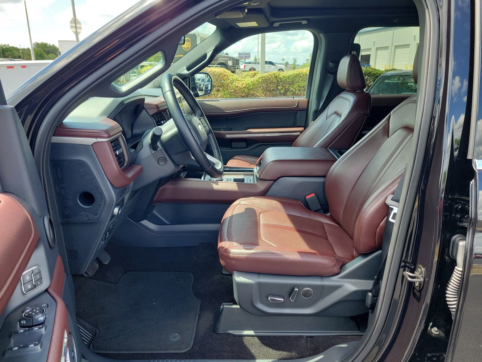 Certified 2022 Ford Expedition Limited RWD image 18