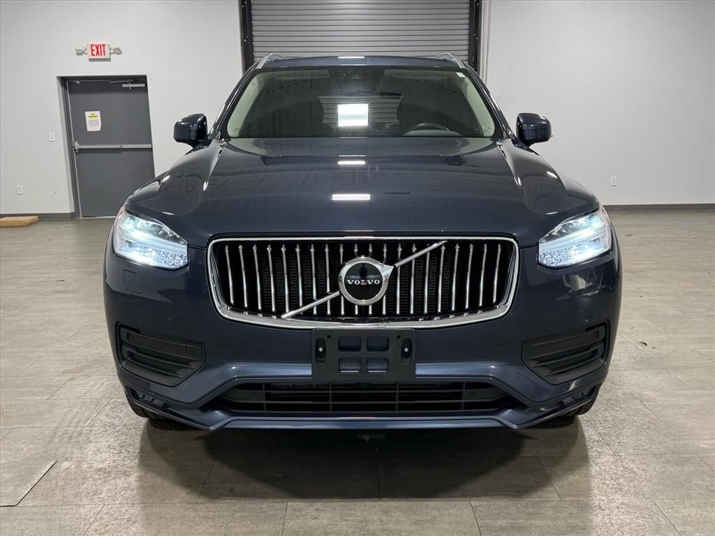 Used 2022 Volvo XC90 T5 Momentum image 9
